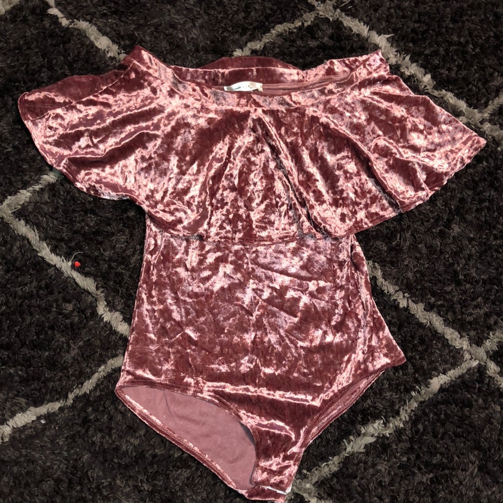 Off the shoulder Rose/Mauve body suit